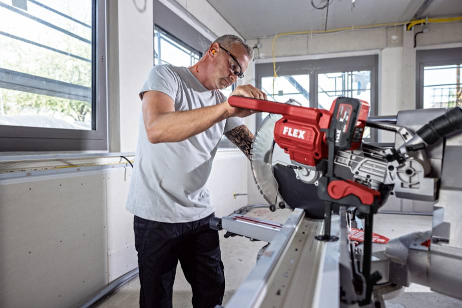 FLEX SMS 305 18-EC + P-Set 18-88 XT CA2 + WB 110-260 | Accu-afkort-trekzaag 18 V met onderstel - afbeelding 3